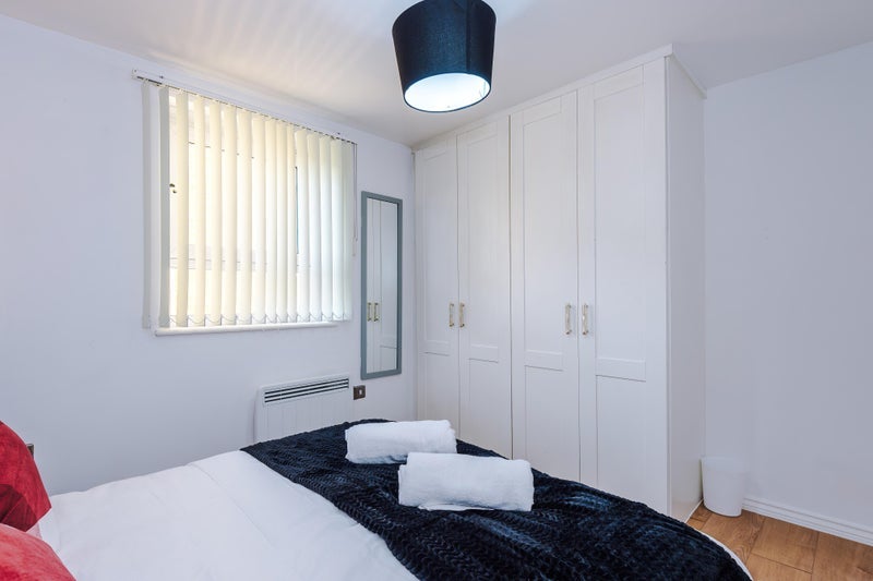 Flat Middlewood Street in Salford