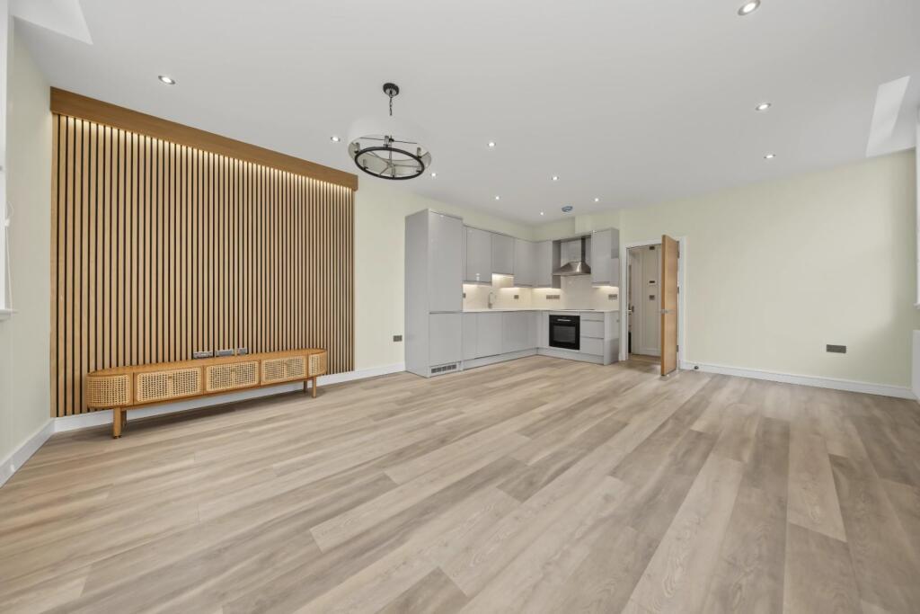 Flat Dalston Lane in Greater London