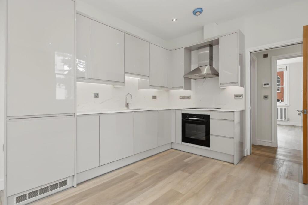 Flat Dalston Lane in Greater London