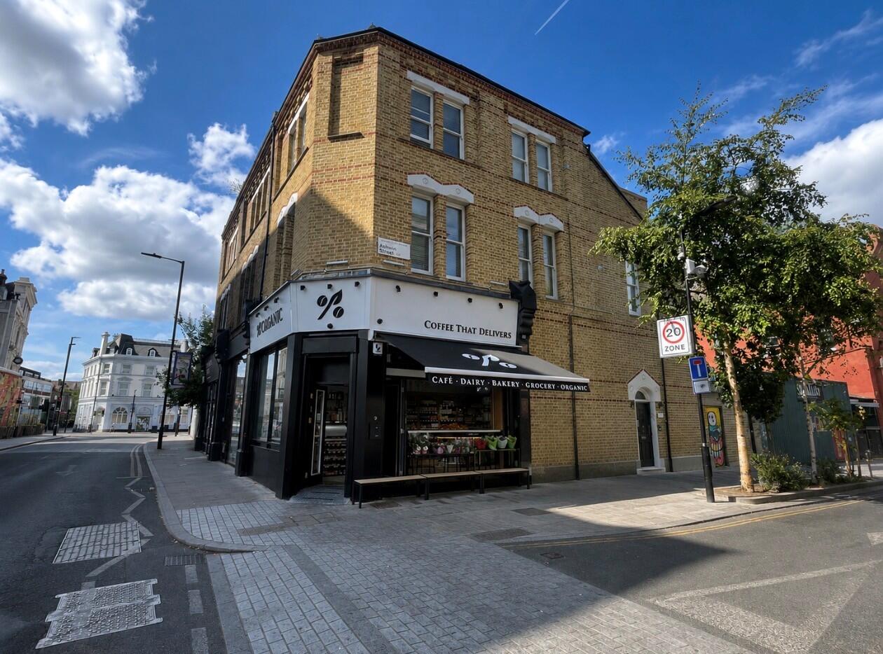 Flat Dalston Lane in Greater London