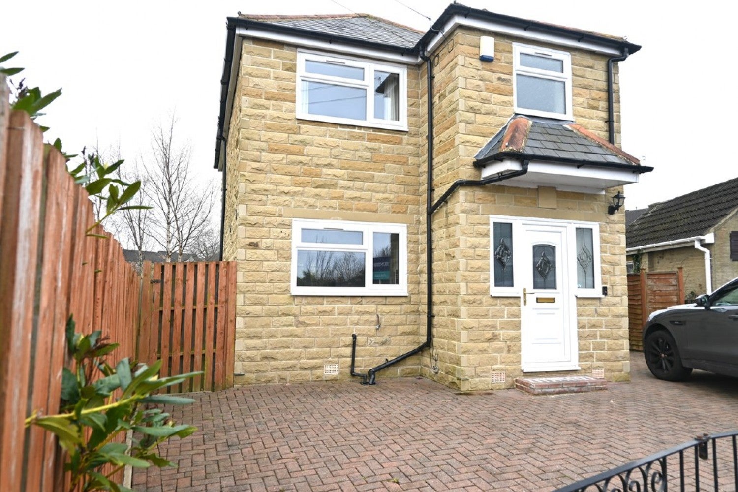 House Moorfield Road in Bradford