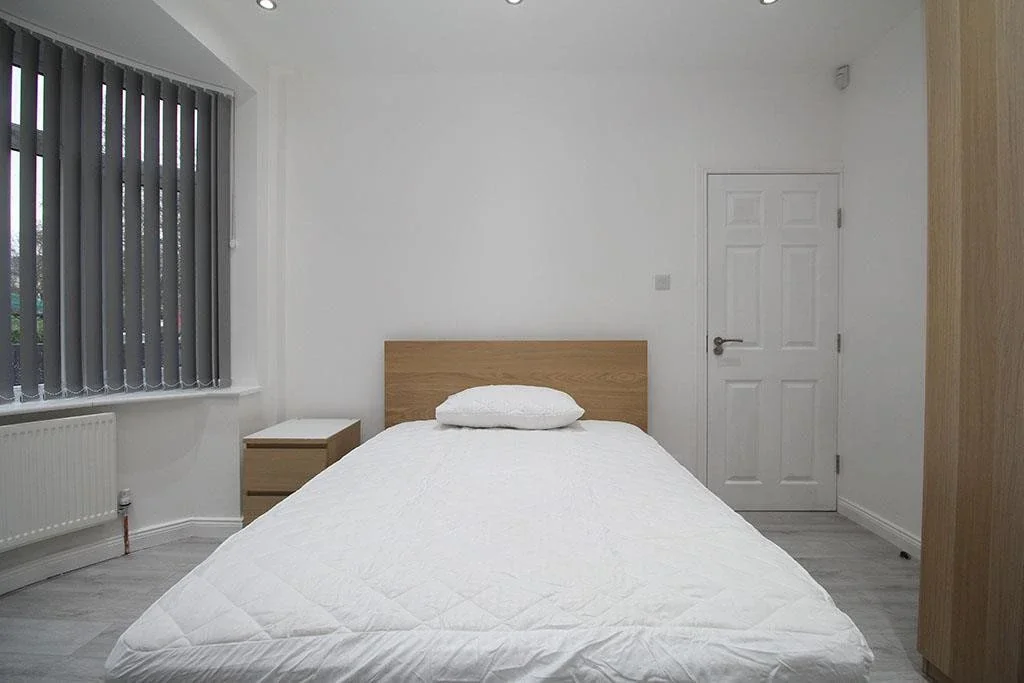 Room Byron Street Extension in Charnwood