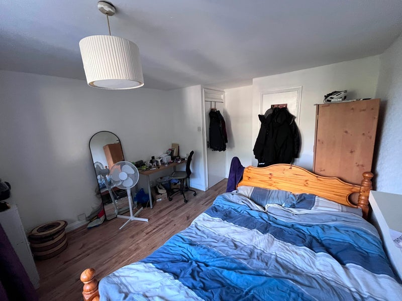 Room Approach Road in Greater London