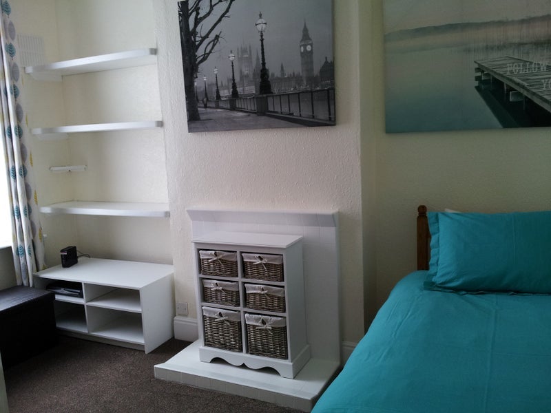 Room Ashgrove Avenue in Bristol