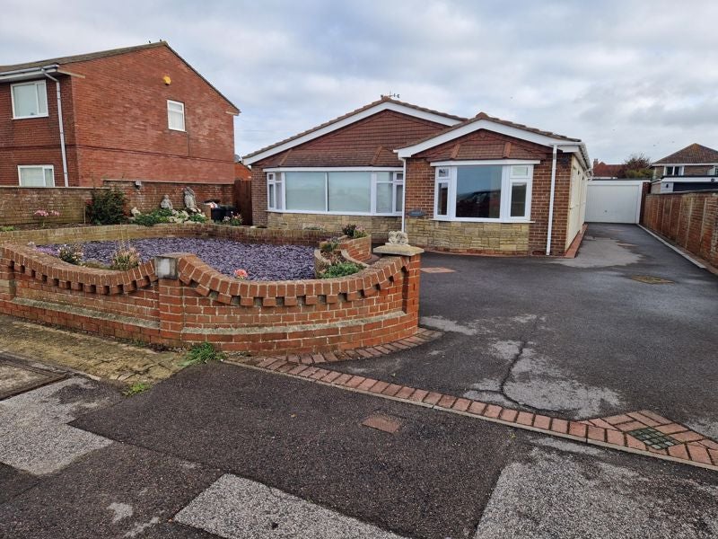 House Marine Parade East in Lee-on-the-Solent