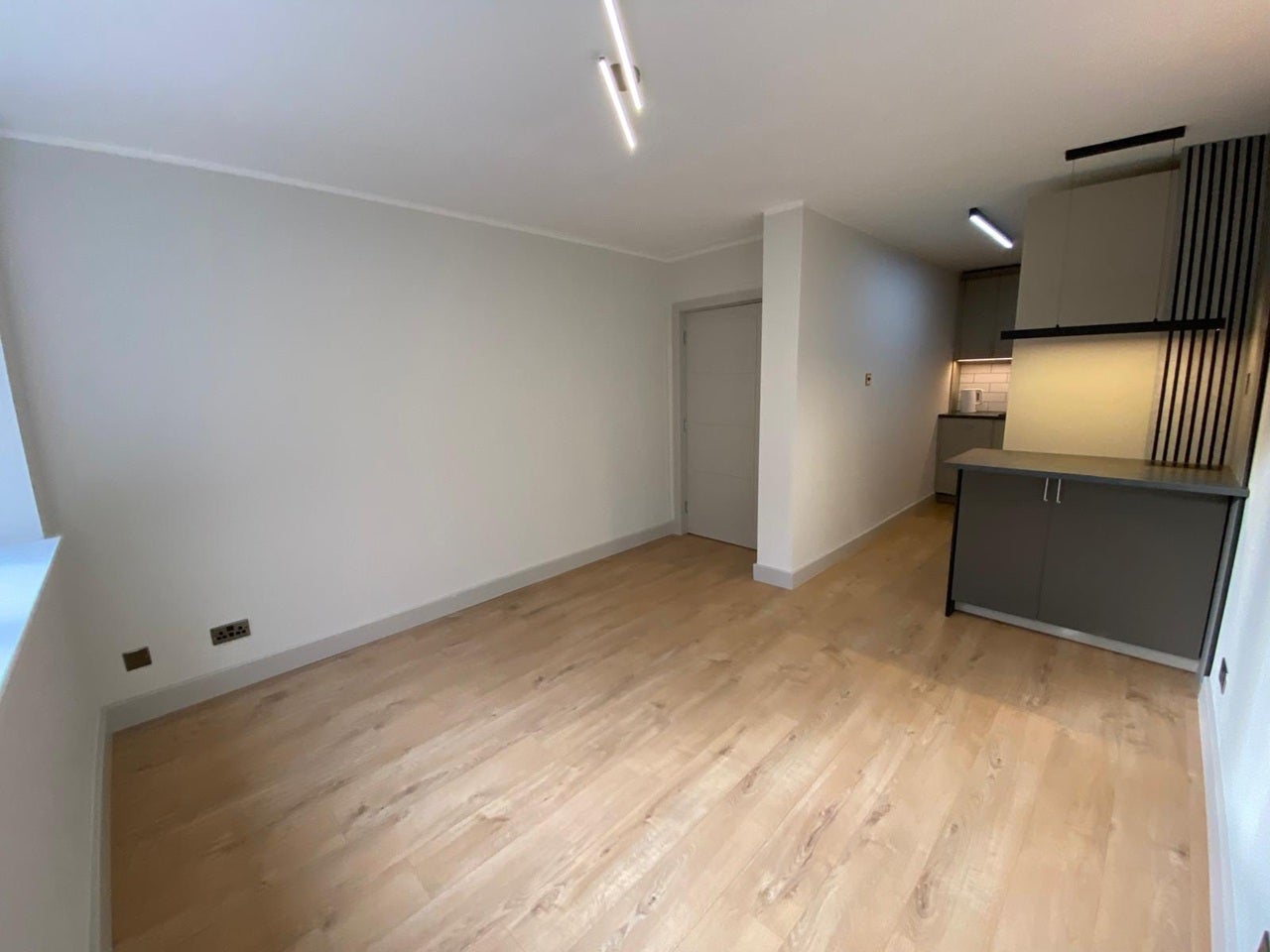 Flat Chitty Street in Greater London