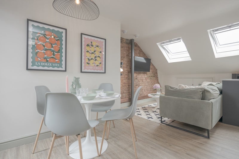 Room Marsala Road in Greater London