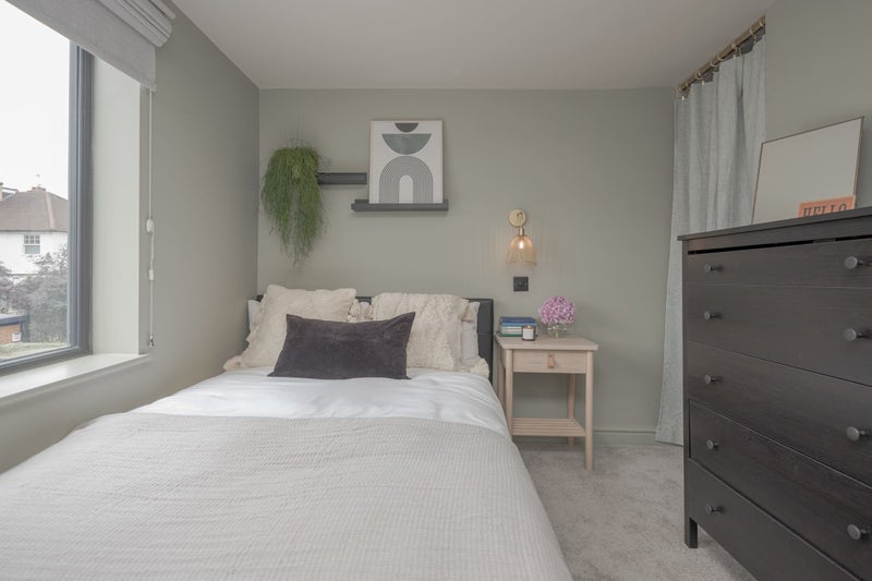 Room Marsala Road in Greater London