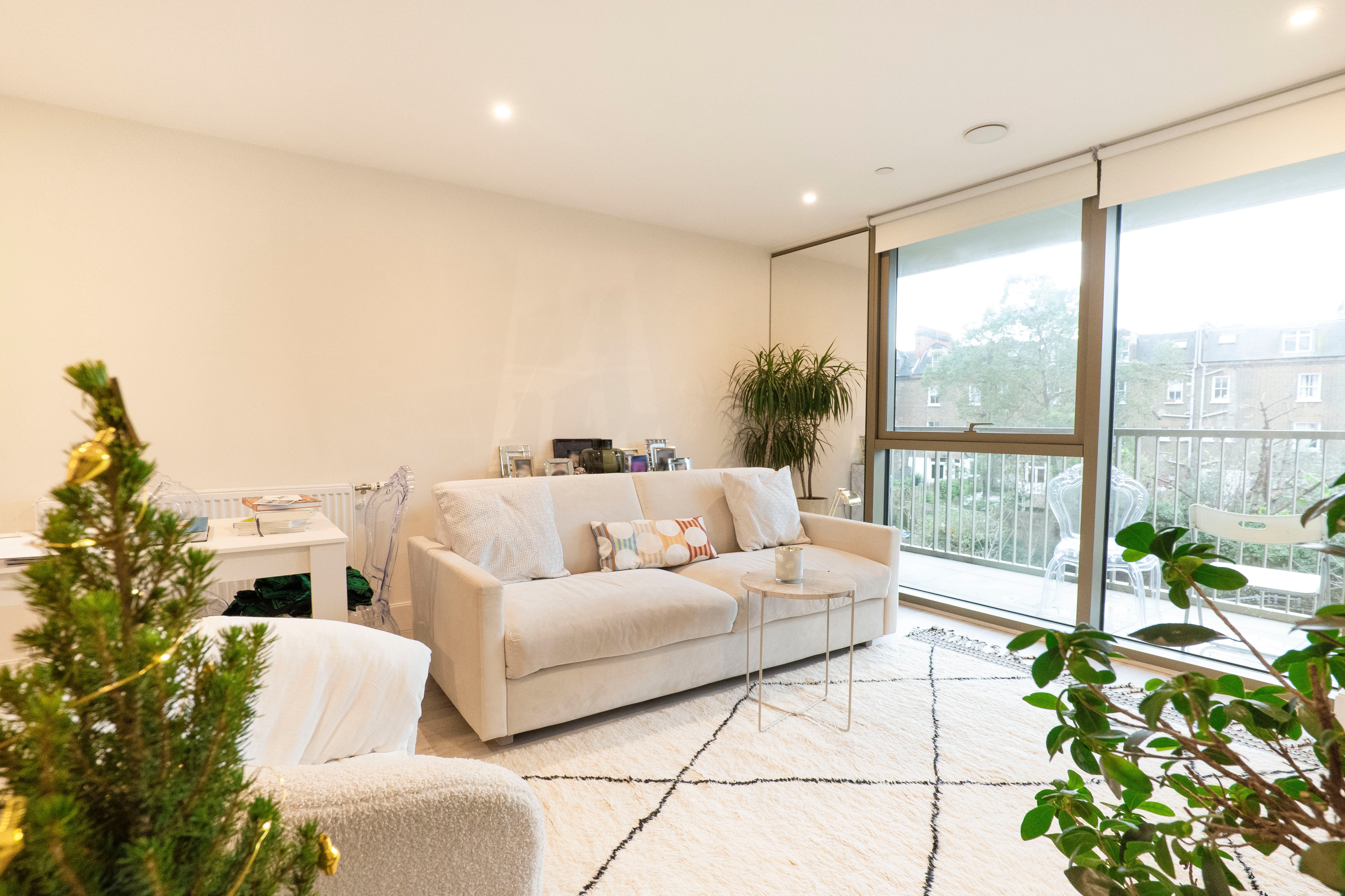 Flat Warwick Lane in Greater London