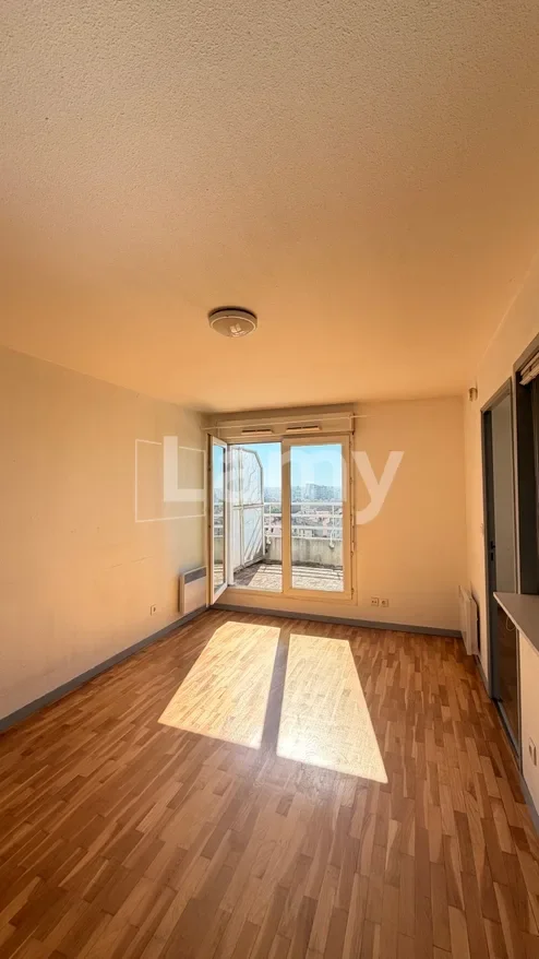Flat Rue d'Hanoï in Villeurbanne