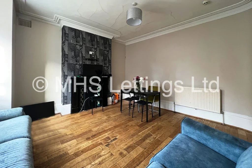 Flat Granby Place in Leeds