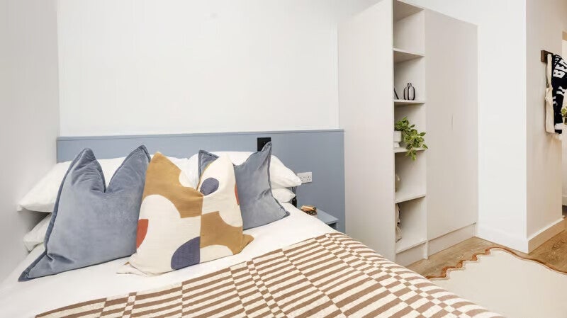 Flat Hinckley Street in Birmingham