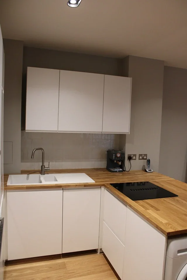Flat Wheler Street in Greater London