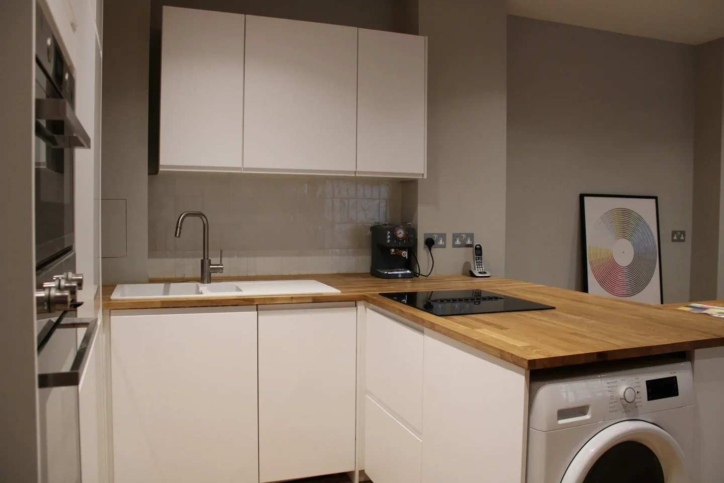 Flat Wheler Street in Greater London