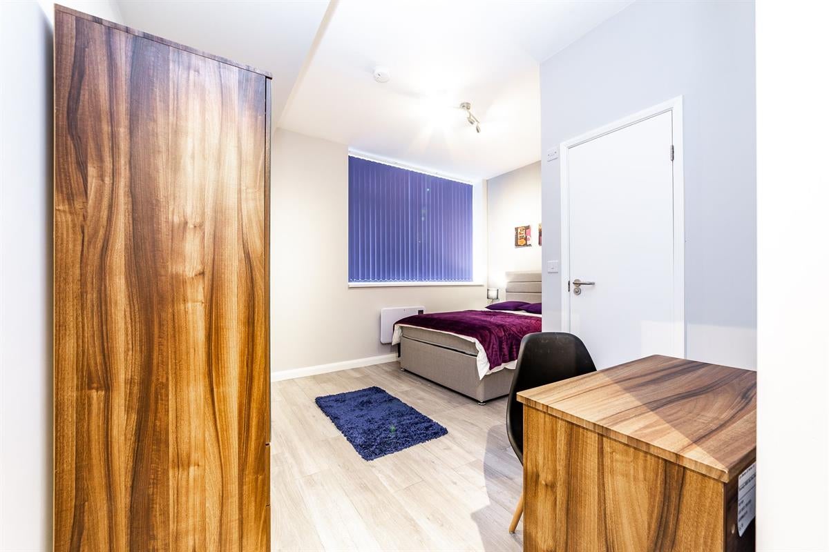 Room Eccleston Street in St Helens