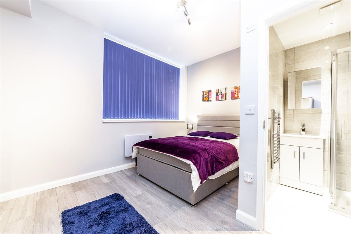Room Eccleston Street in St Helens