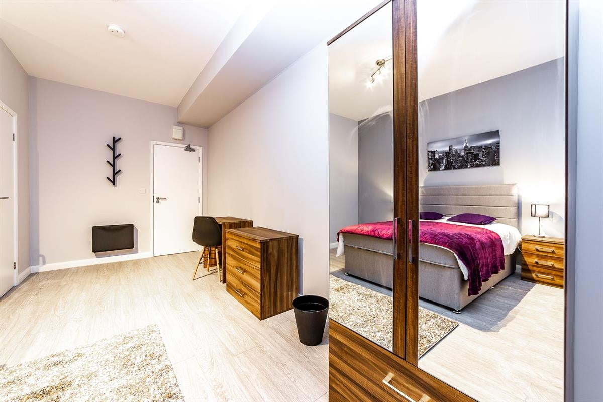 Room Eccleston Street in St Helens