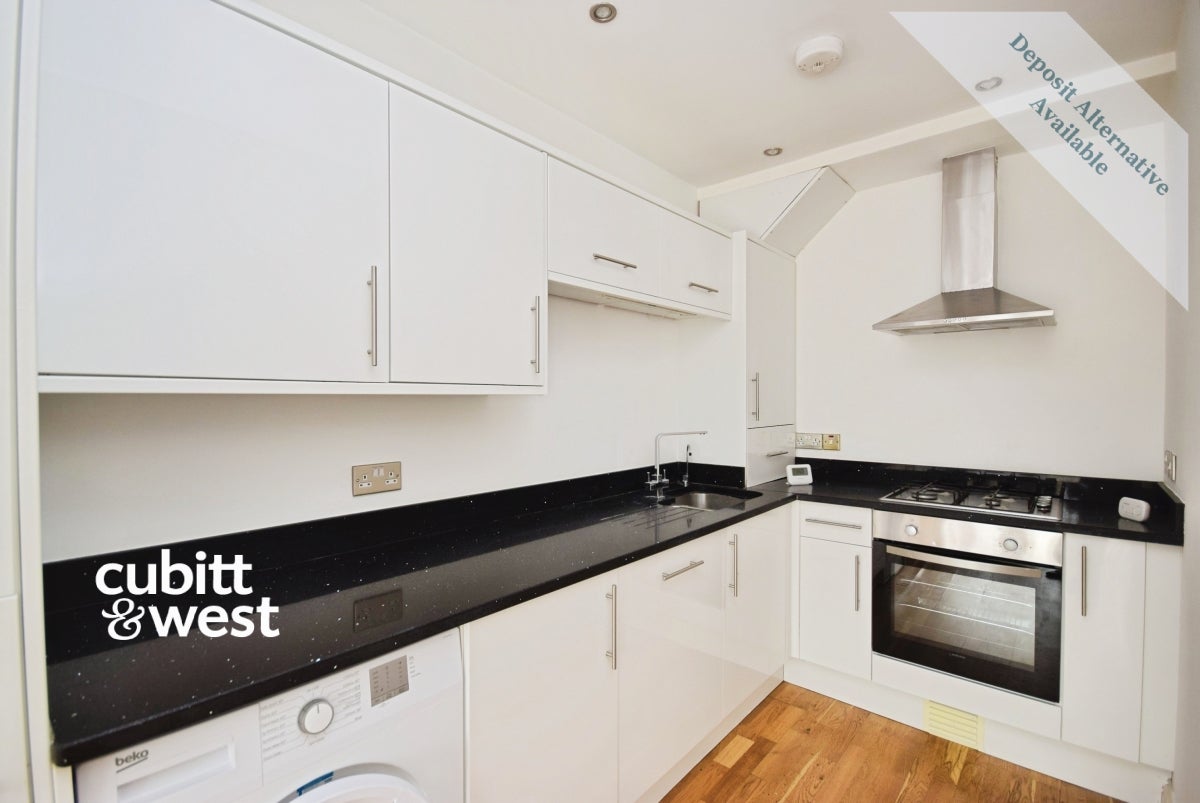 Flat Russett Road in Tonbridge and Malling