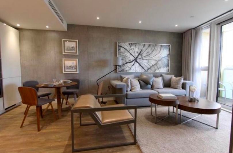 Flat Wandsworth Road in Greater London