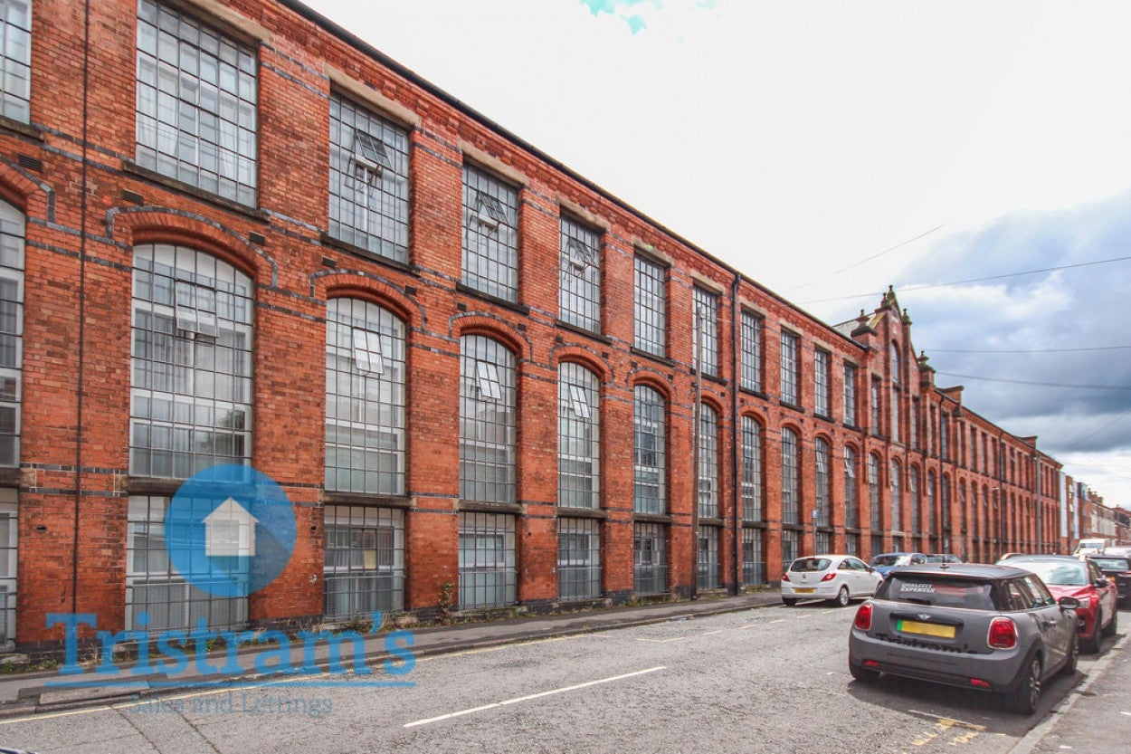 Flat Hartley Road in Nottingham