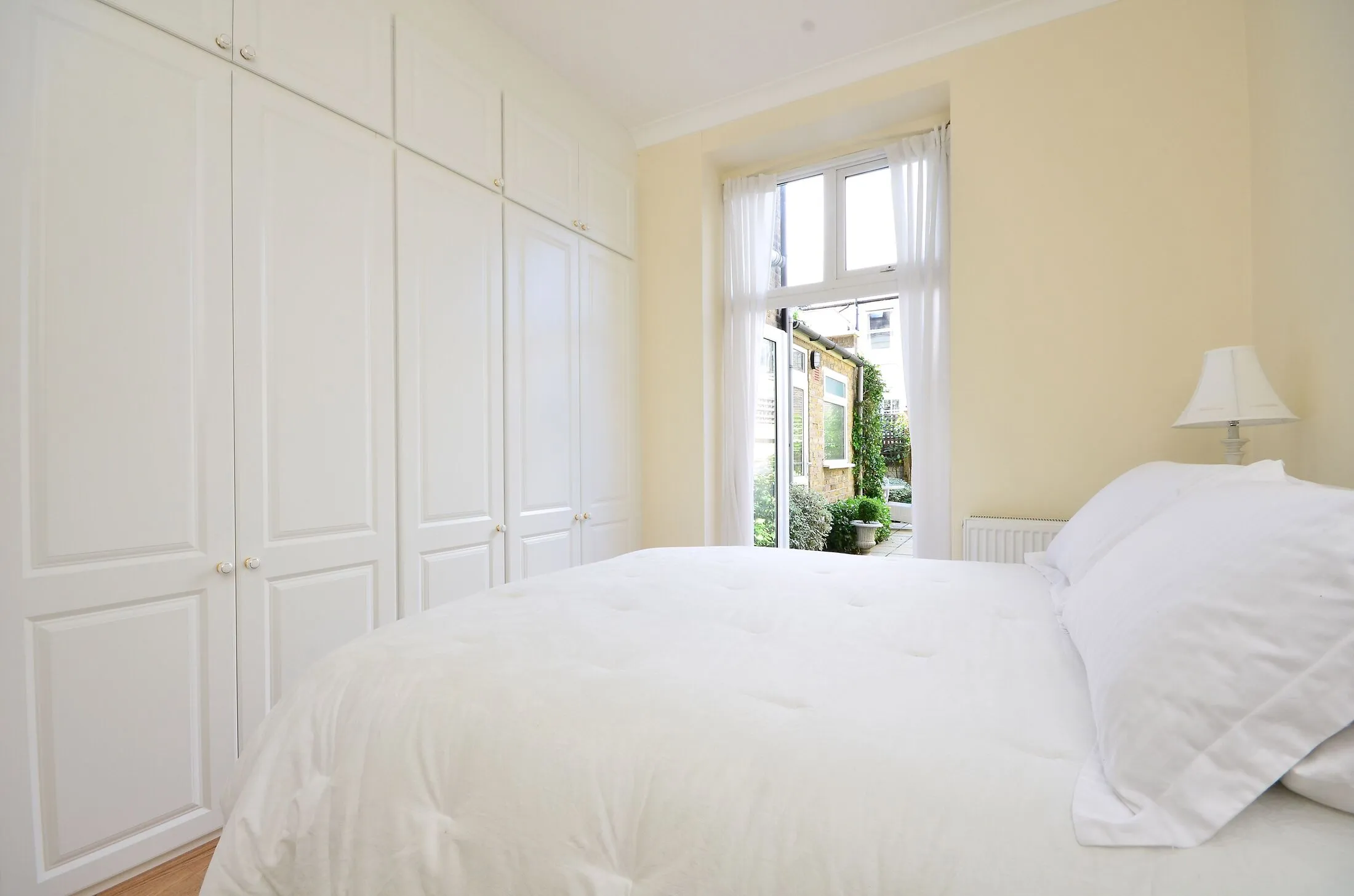 Flat Oxberry Avenue in Greater London