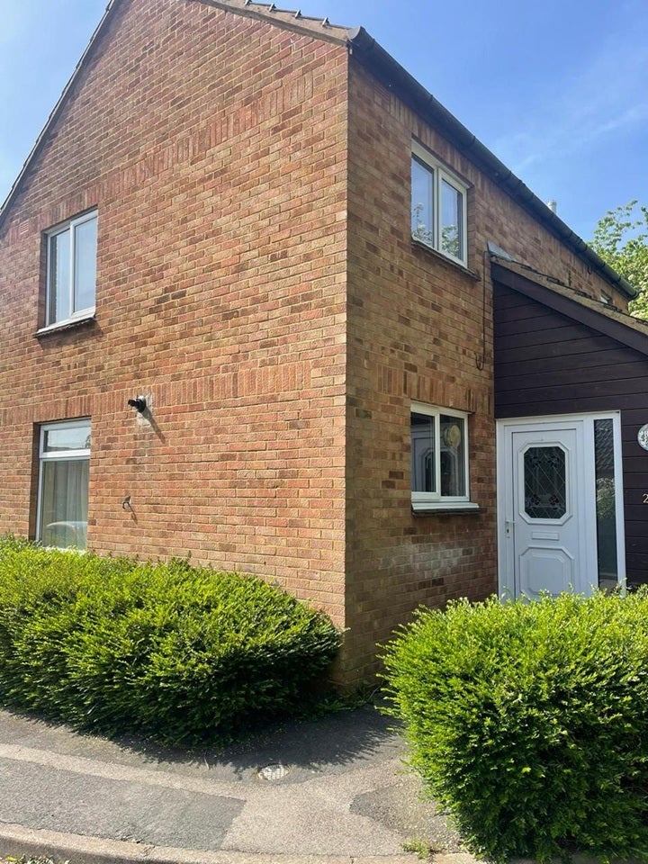 House Sterling Close in Milton Keynes
