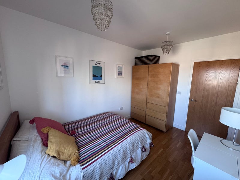 Room Amelia Street in Greater London