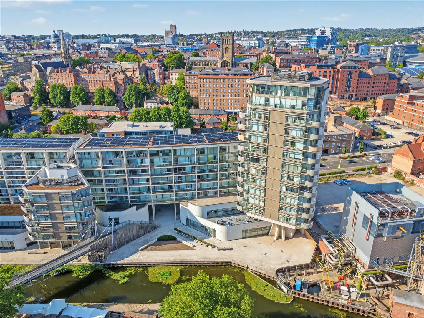 Flat Canal Street in Nottingham