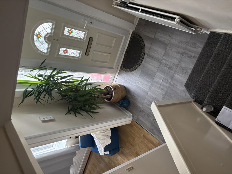 Room Bygrove Street in Greater London