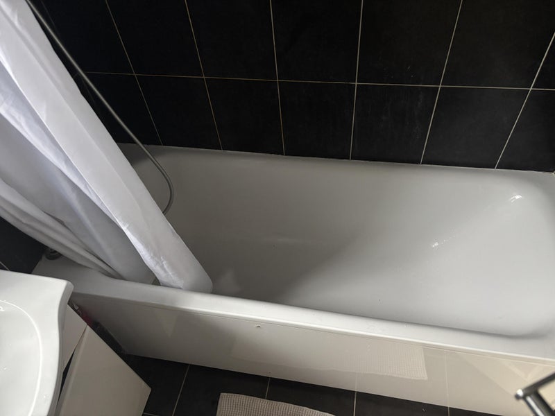 Room Bygrove Street in Greater London