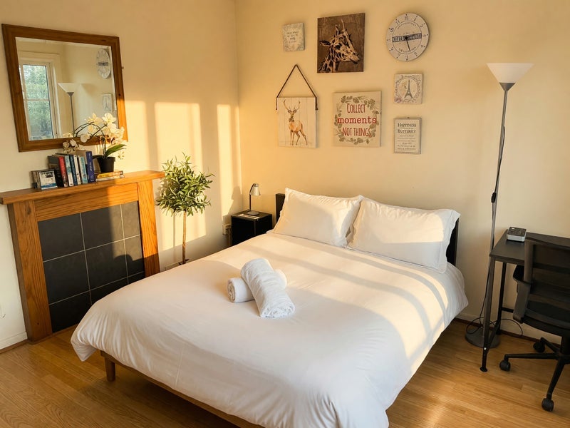 Room Bygrove Street in Greater London