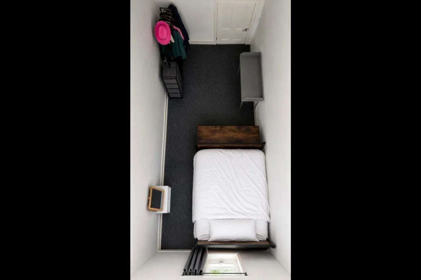 Room London Road in Greater London