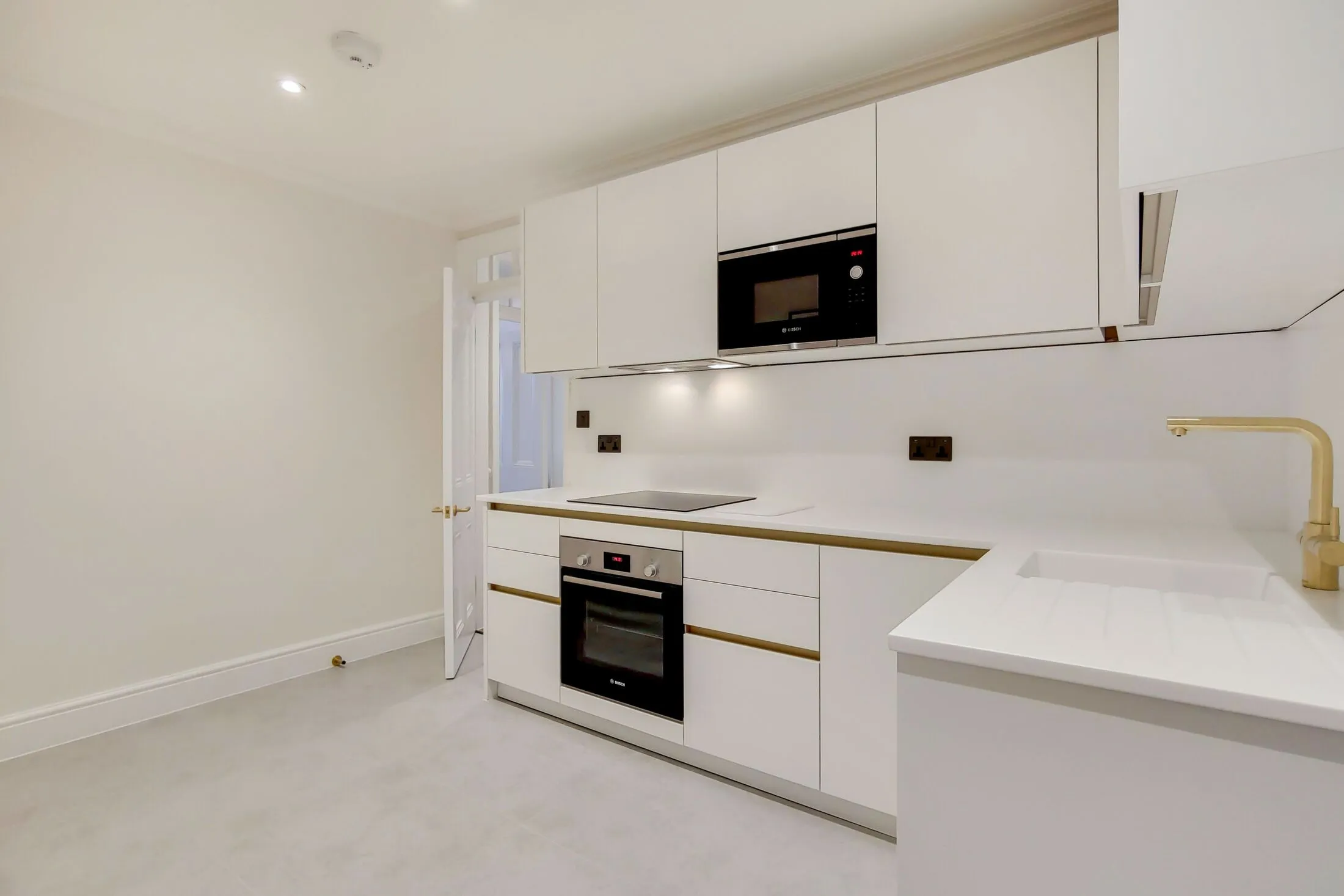 Flat Pater Street in Greater London