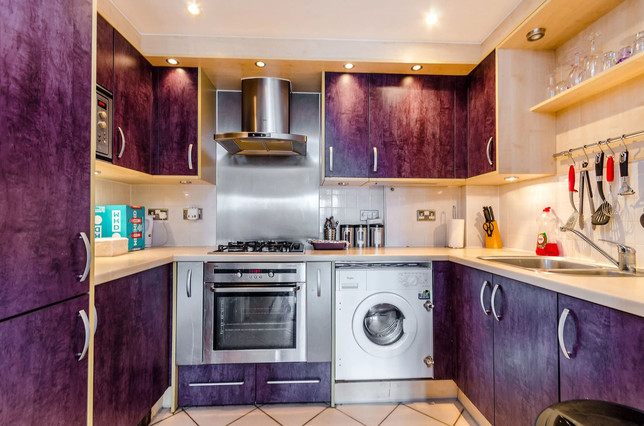 Flat Charter Quay in Greater London