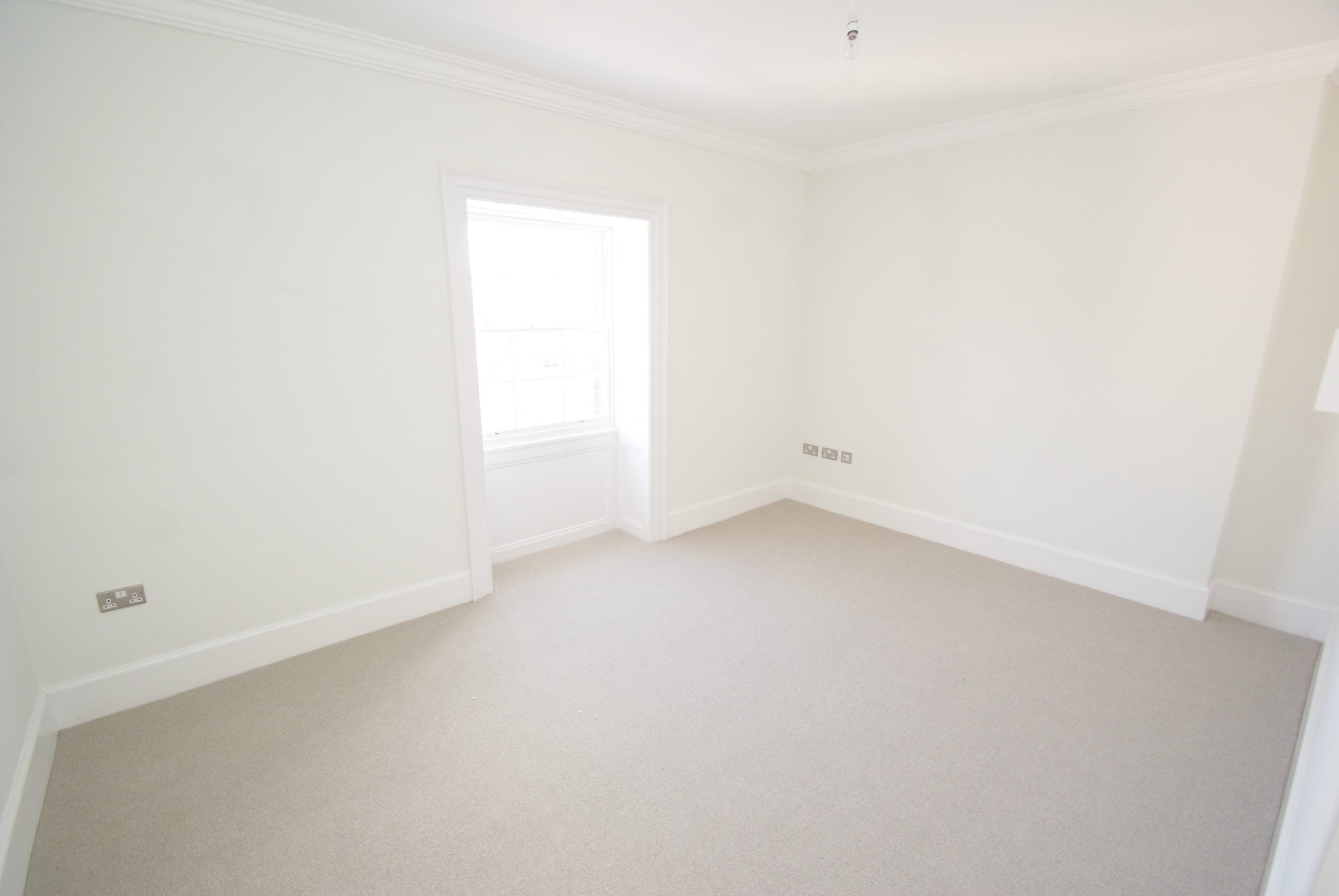 Flat Norfolk Avenue in Bristol