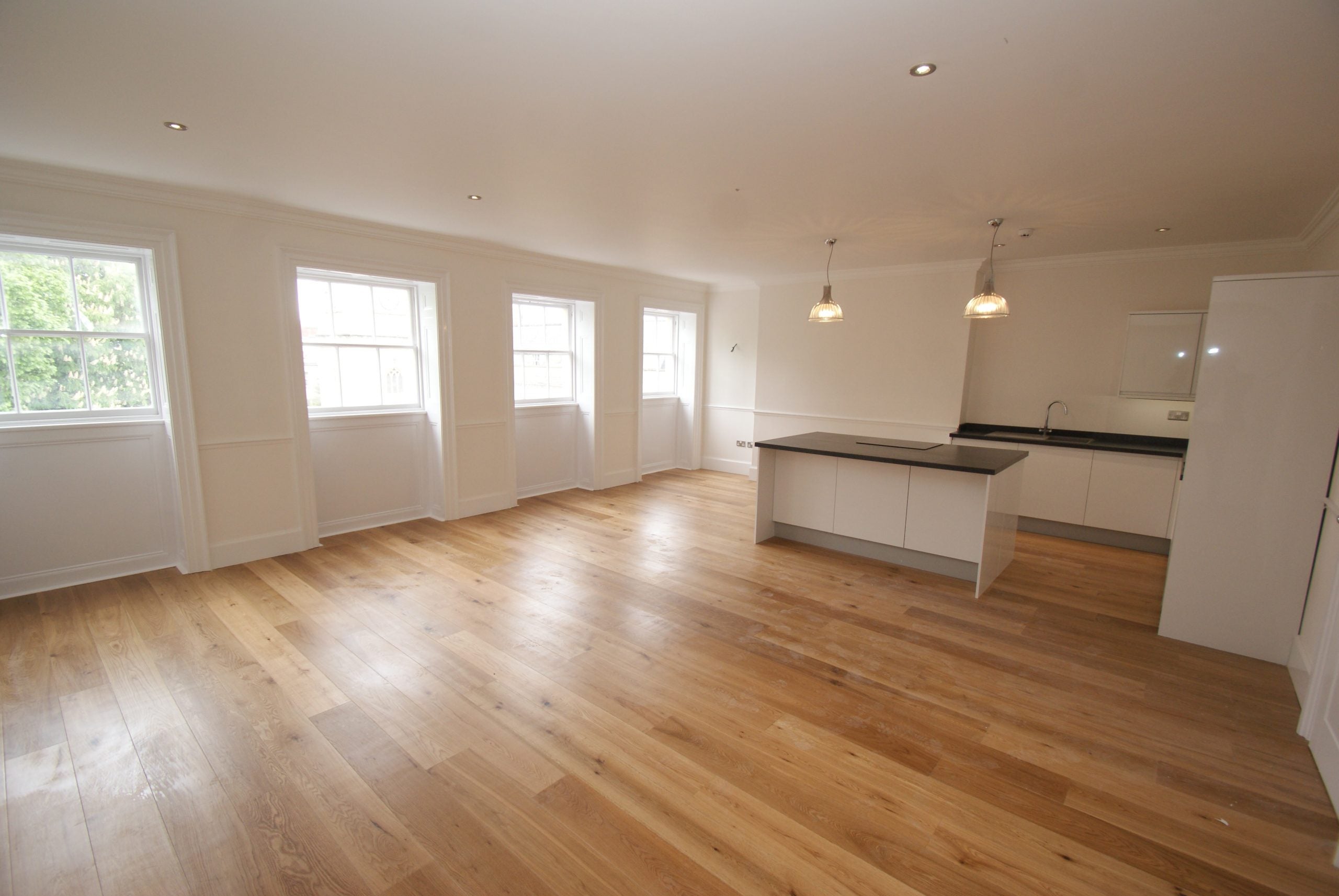 Flat Norfolk Avenue in Bristol