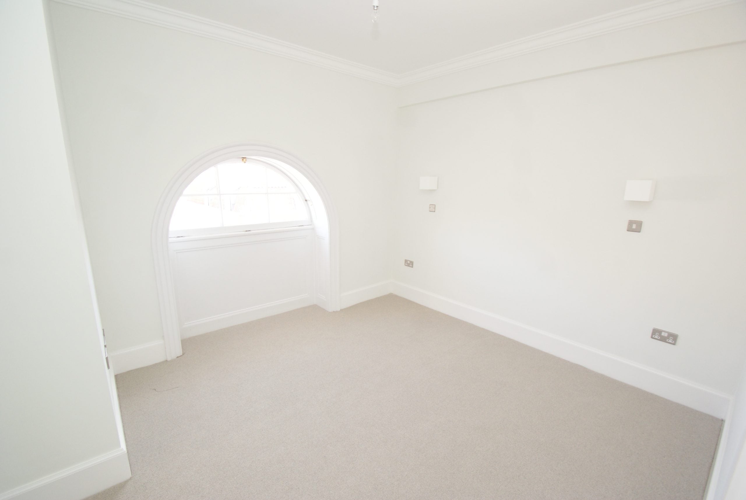 Flat Norfolk Avenue in Bristol