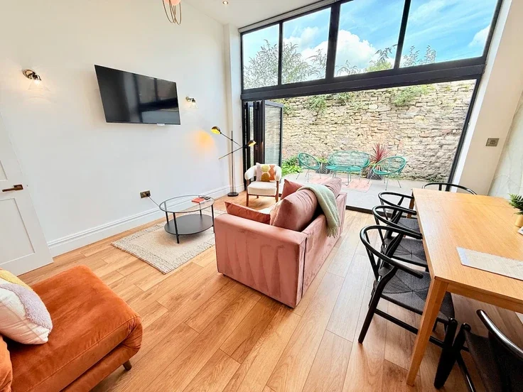 Flat Prince's Street in Bristol