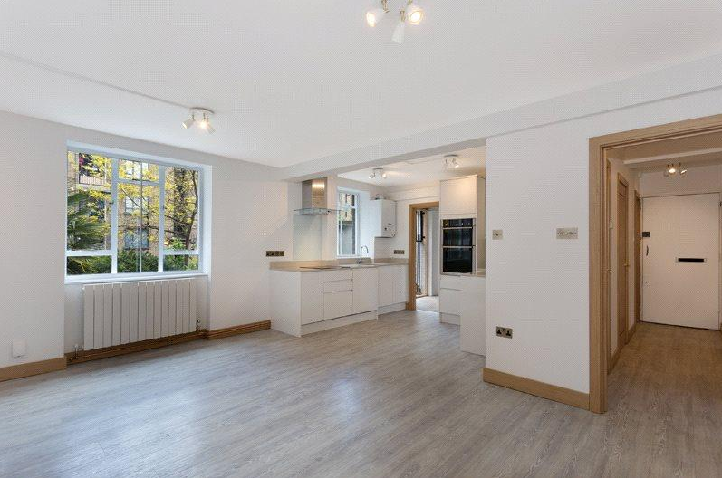 Flat Hardwick Street in Greater London