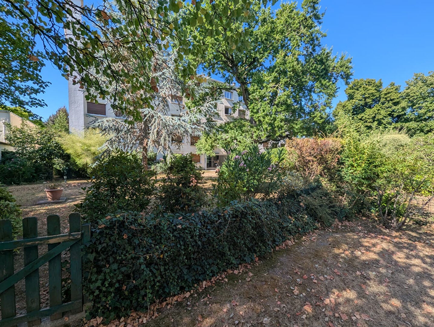 Flat Avenue Foch in Fontenay-sous-Bois