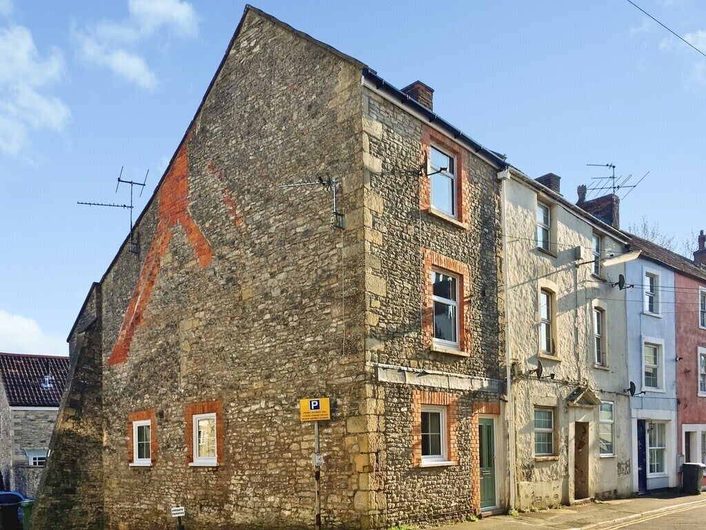 Flat Town Street in Shepton Mallet