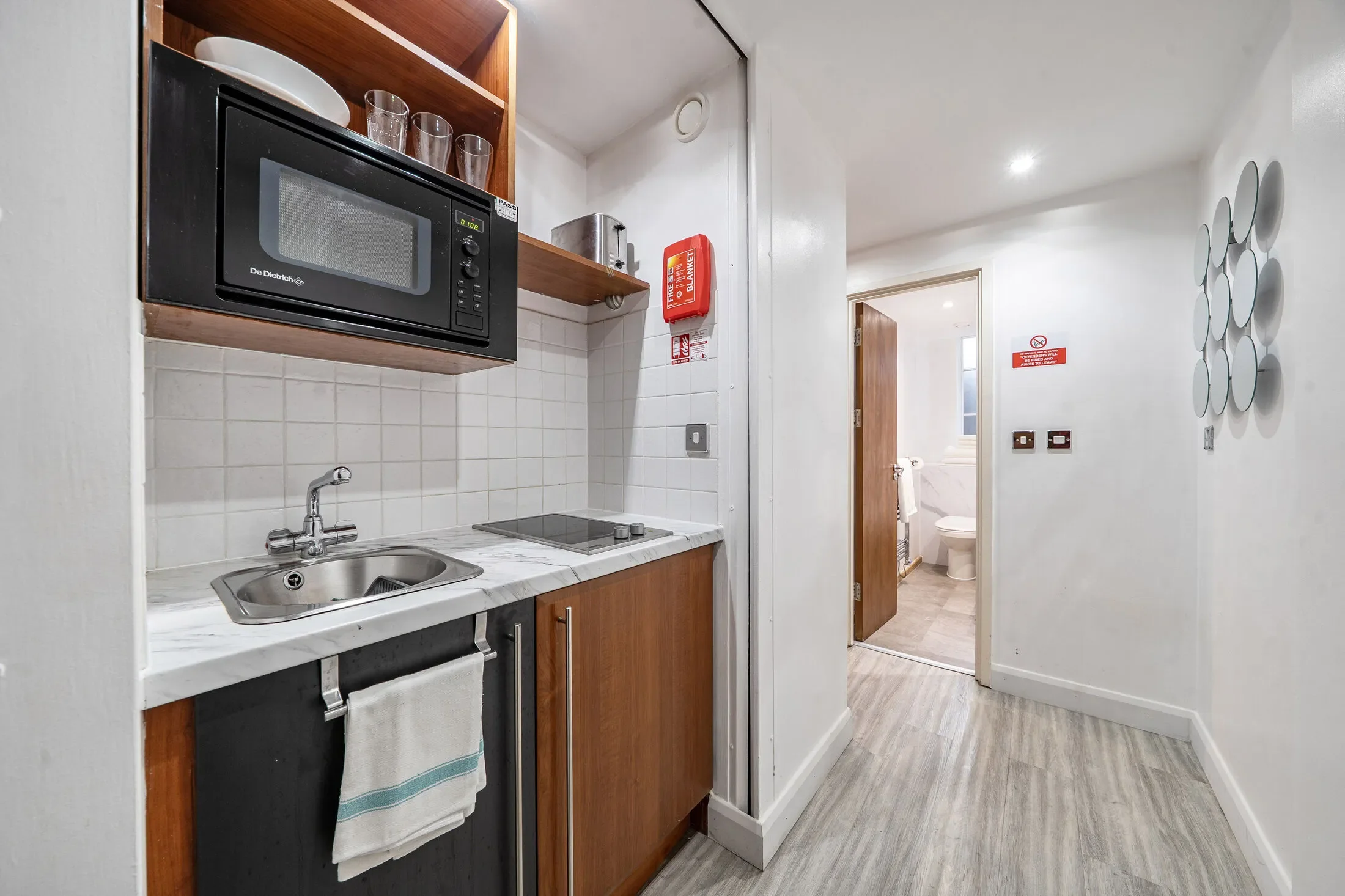 Flat Roland Gardens in Greater London