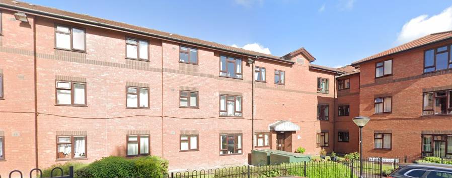 Flat St Albans Court in Wolverhampton