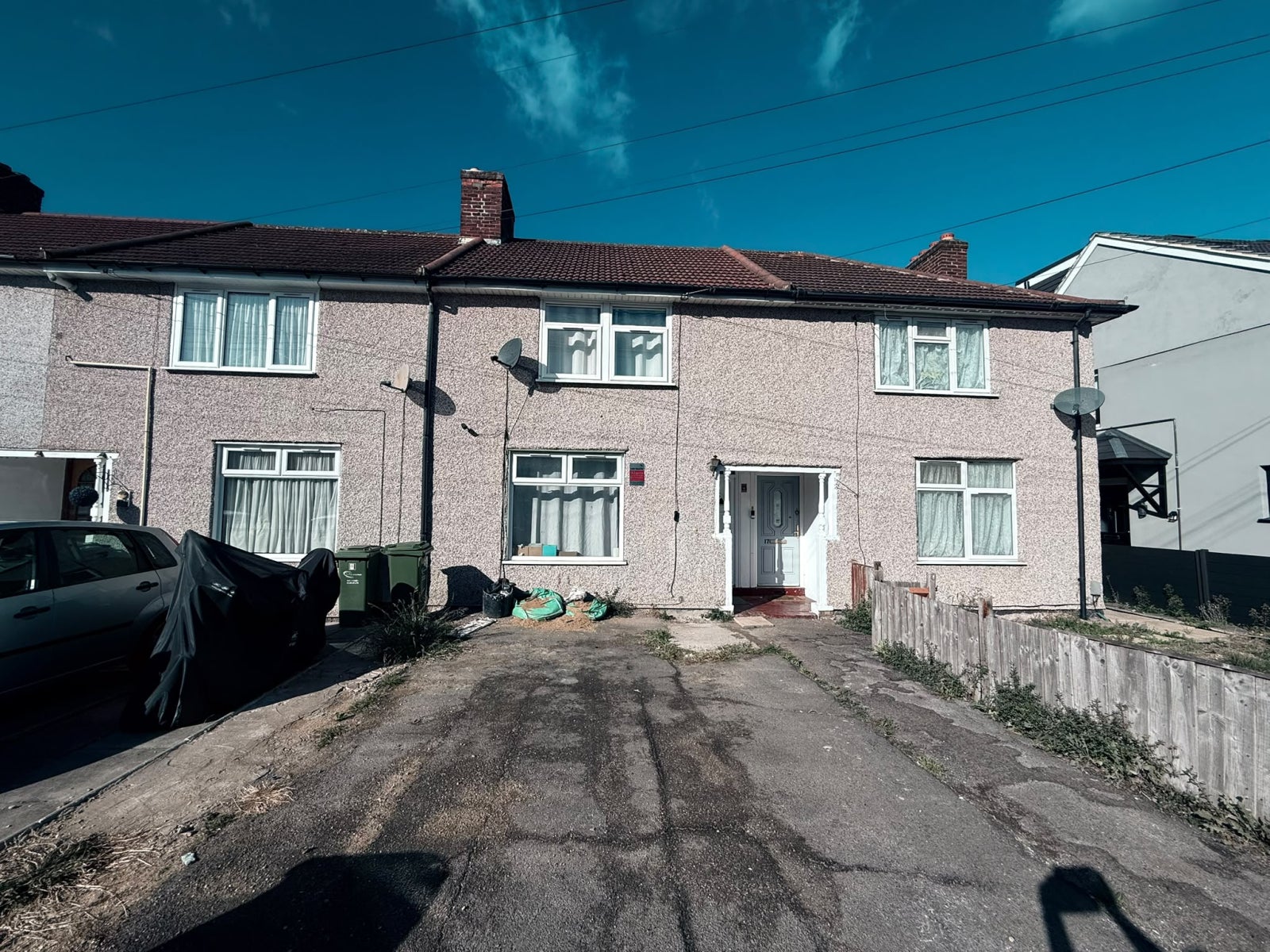 House David Road in Greater London