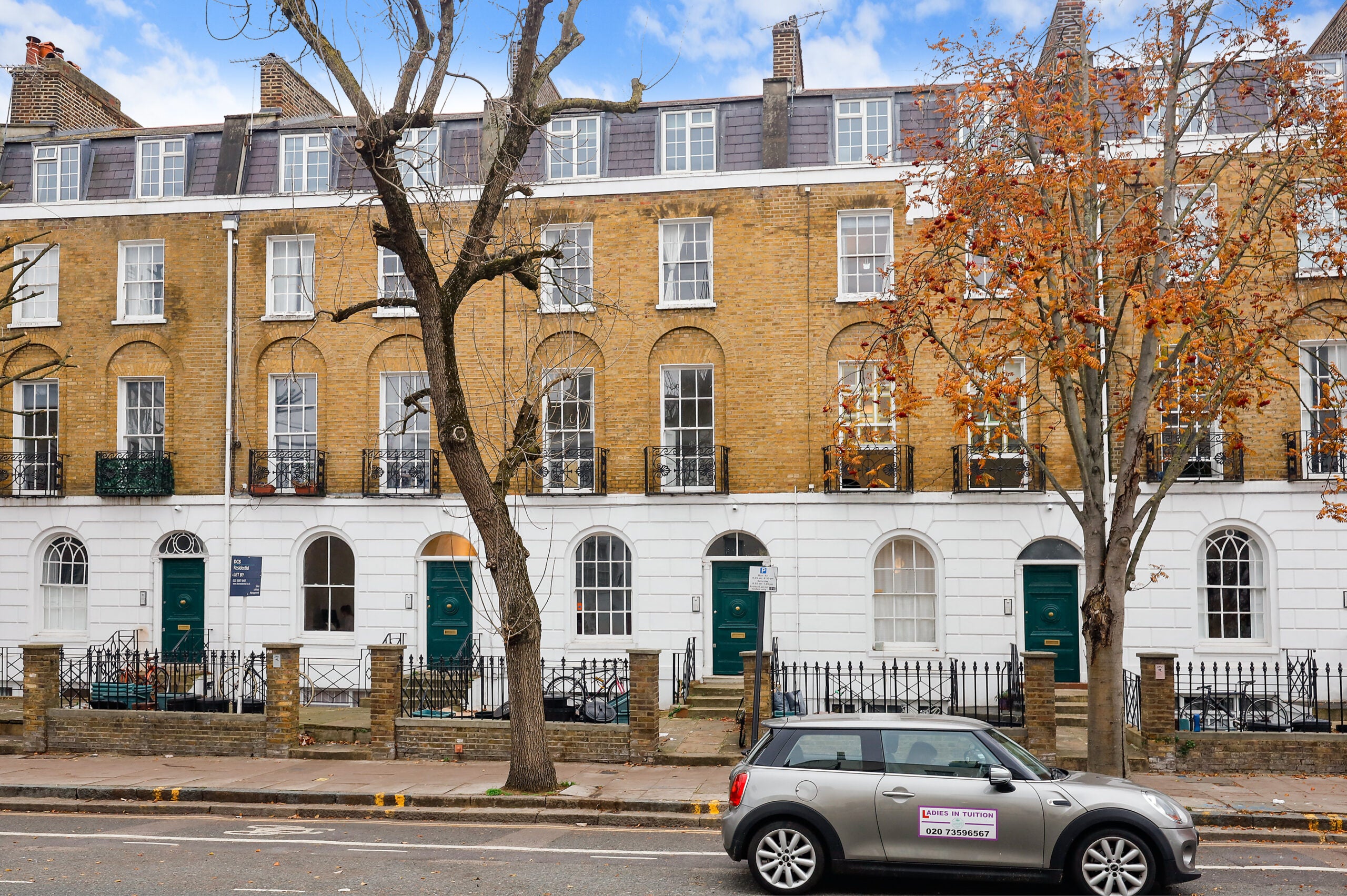 Flat Liverpool Road in Greater London