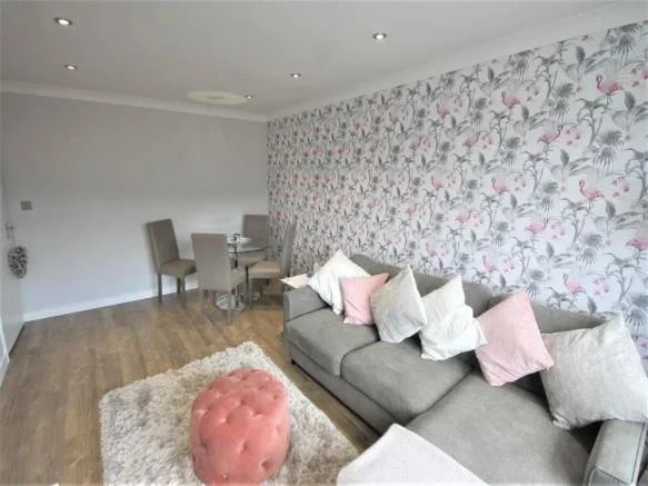 Flat Addison Road in Greater London