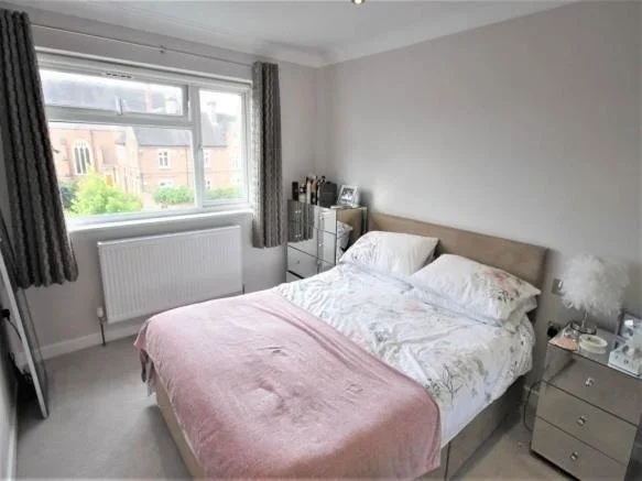 Flat Addison Road in Greater London
