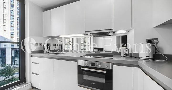 Flat Alexia Square in Greater London
