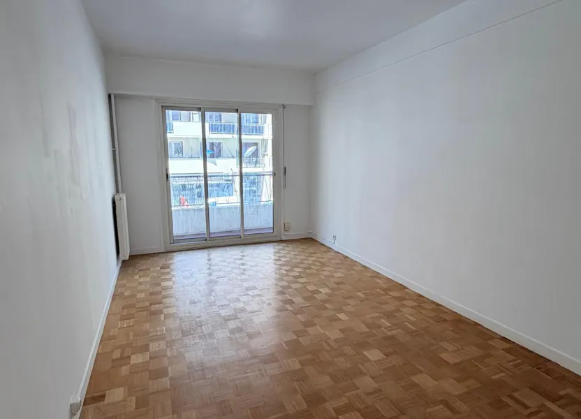 Flat Boulevard de la Madeleine in Nice