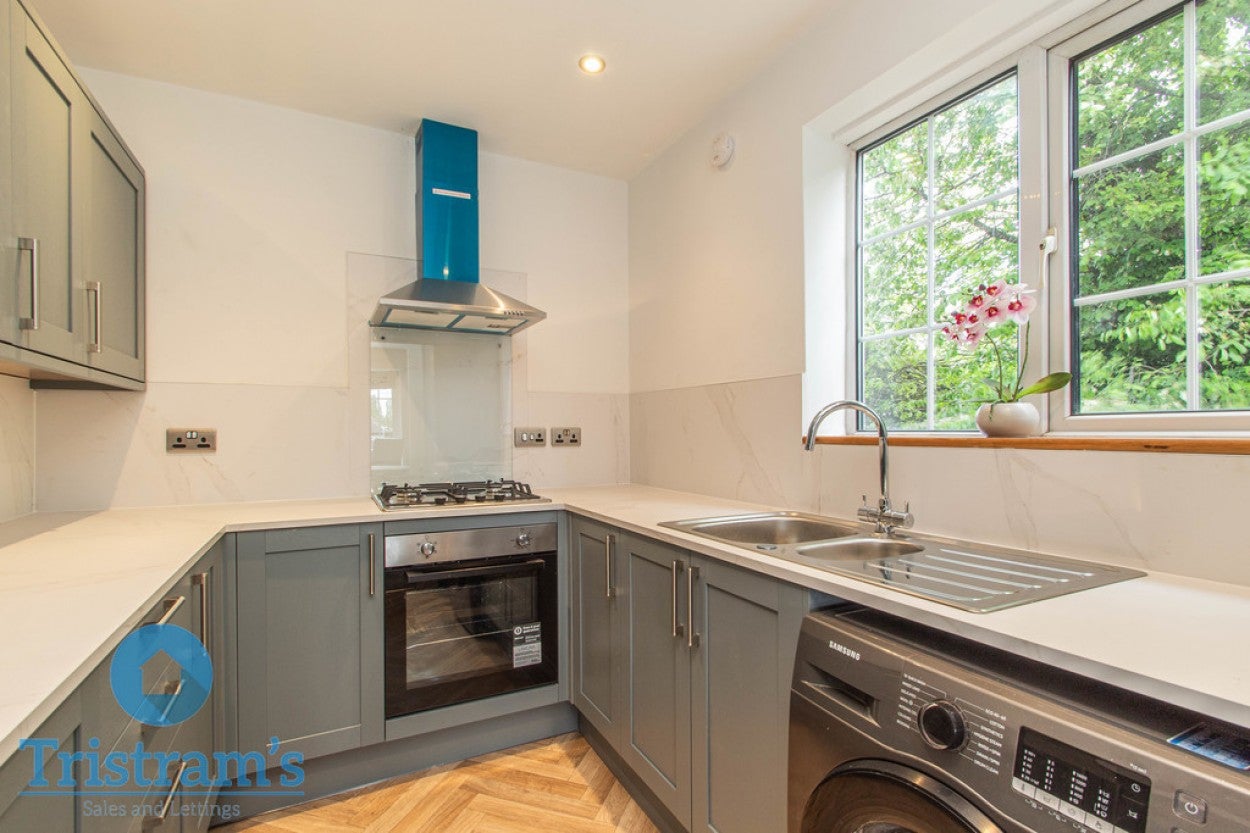 Flat Midland Avenue in Nottingham
